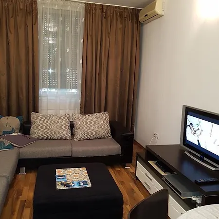 2 Piano Bar 2 Etaj 2 *