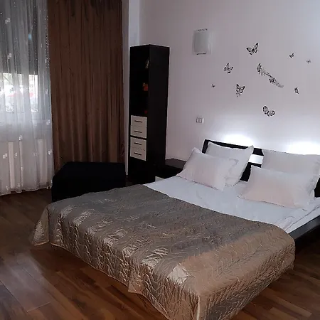 2 Piano Bar 2 Etaj 2 Appartement